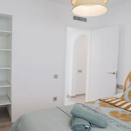 Bella * L'Ampolla